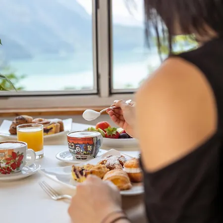 Hotel Londra Slow Living Molveno